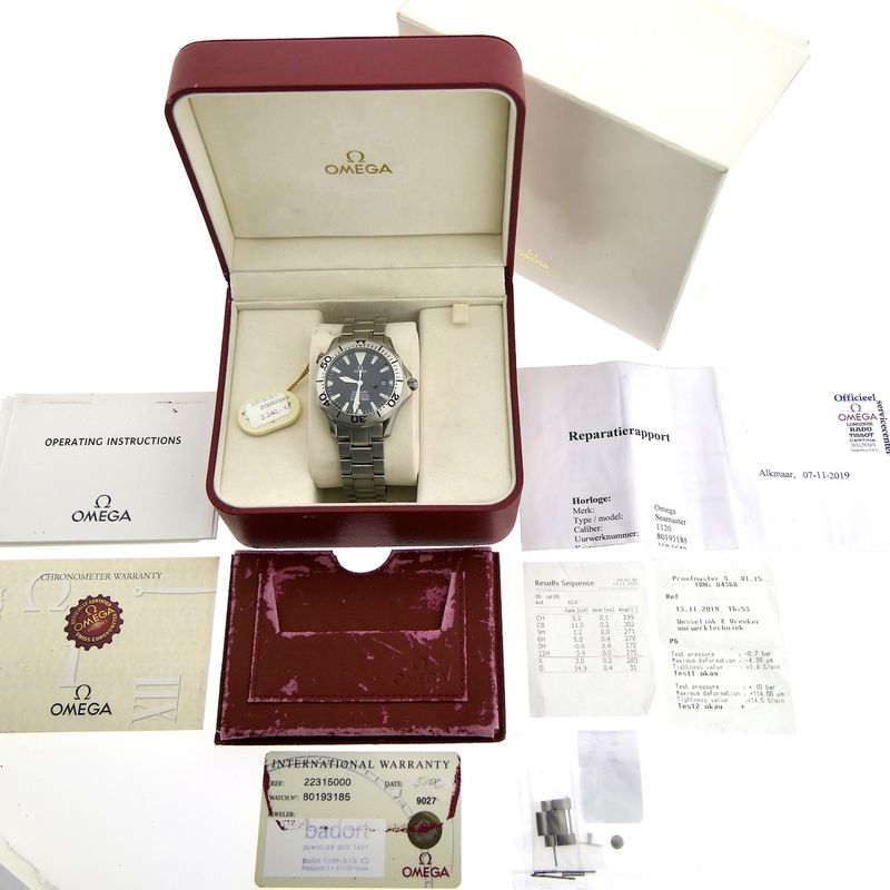 Image 14 of Omega Seamaster 300m Chronometer Titanium; Automatic men's watch