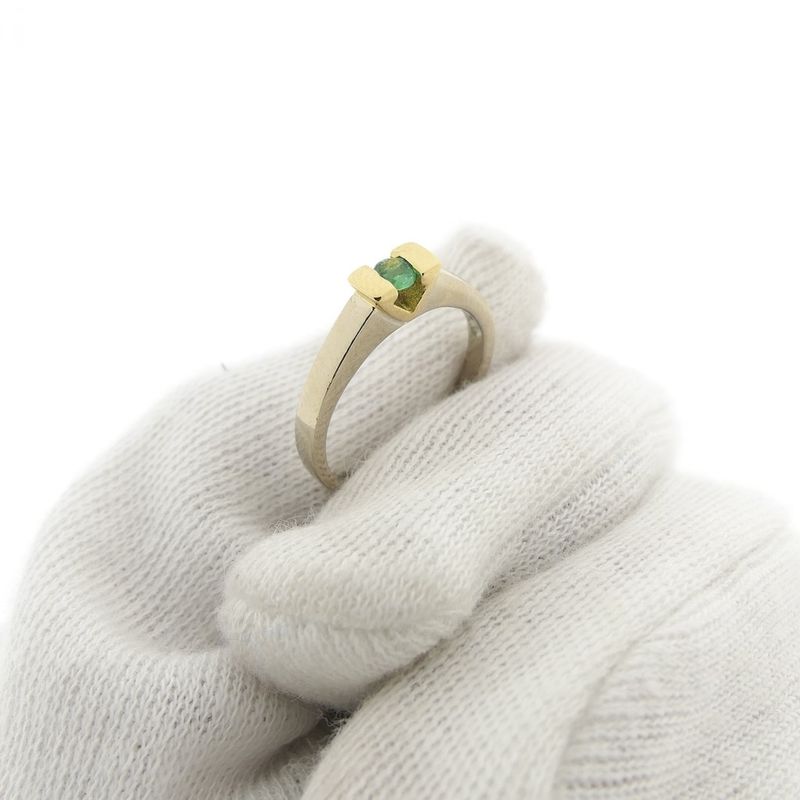 Image 7 of 18 carat bicolor gold ring set with emerald