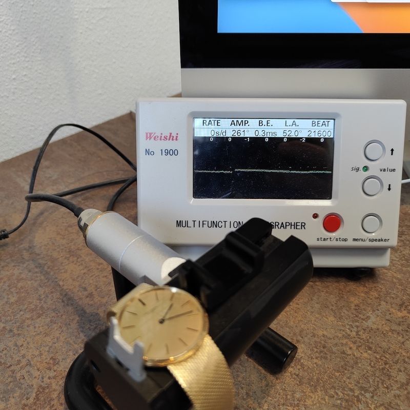 Image 18 of Universal Geneva; Vintage 18k gold men's watch