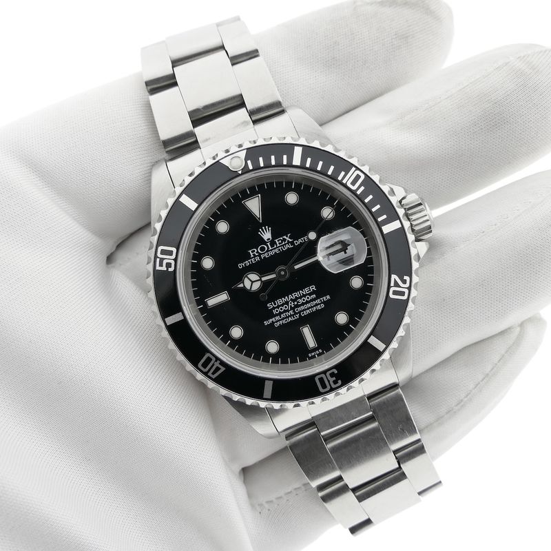 Image 5 of Rolex Submariner Date 16610; Men's diving watch in full set from 1995