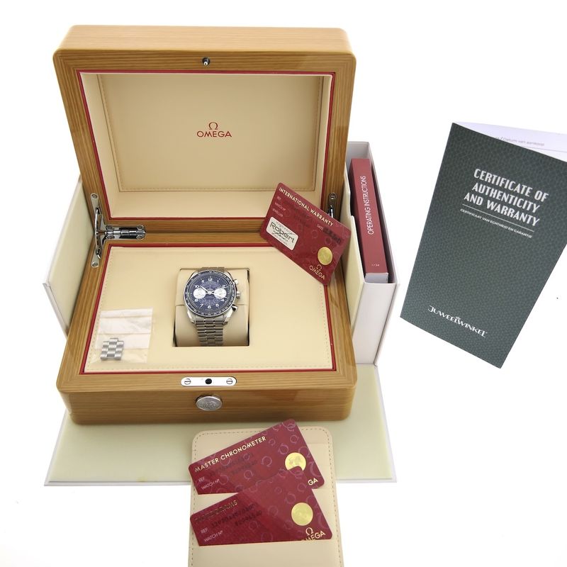 Image 4 of Omega Speedmaster Chronoscope 329.30.43.51.03.001; Chronograph men's watch