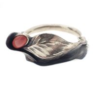 Silver floral fantasy bracelet with blood coral | Ø 54 mm