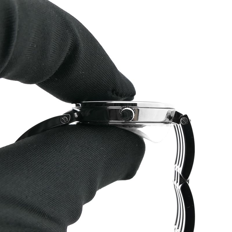 Image 7 of Movado Esperanza; Women's watch with diamonds and Bleu 'Mother of Pearl' dial; 0607231