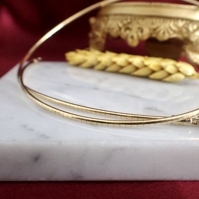 Gold round omega link necklace | 46 cm Image 2 of Gold round omega link necklace | 46 cm