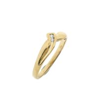 Gold ring with zirconia stones