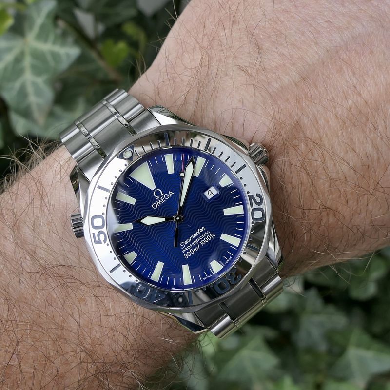 Image 15 of Omega Seamaster 300m 'Electric Blue'; Men's diving watch