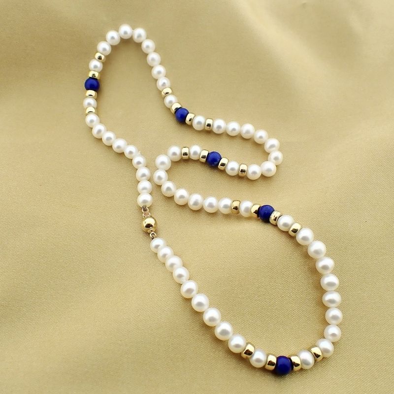 Image 5 of Pearl necklace with lapis lazuli and gold clasp | 43 cm