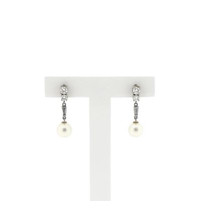 Image 1 of White Gold Earrings with Pearl & Diamonds