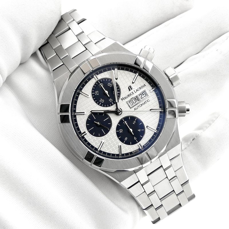 Image 11 of Maurice Lacroix AIKON Automatic AI6038-SS02-131-1; Chronograph men's watch