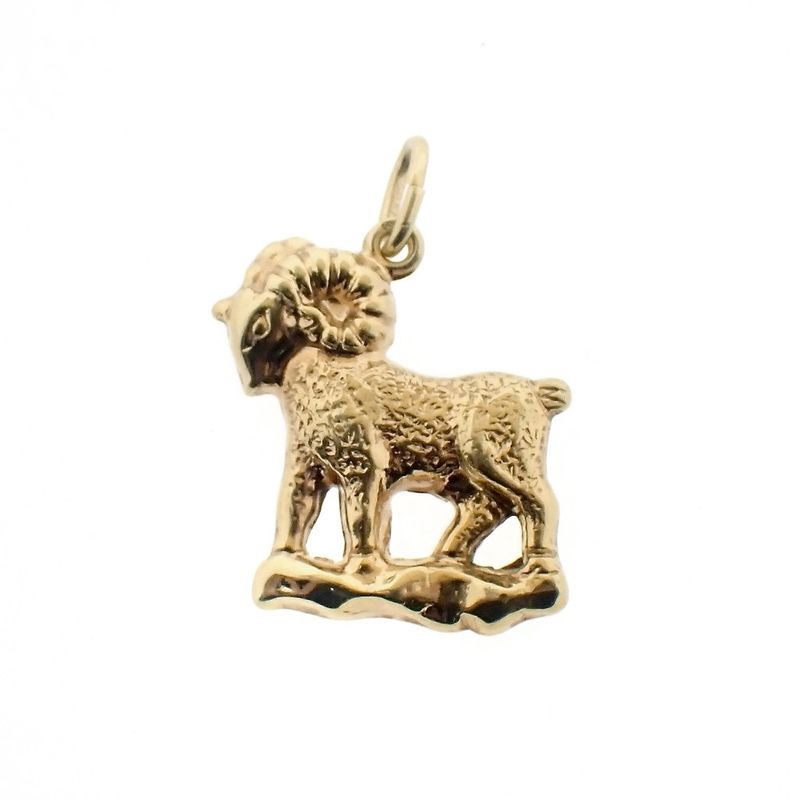 Image 3 of Gold pendant of a ram