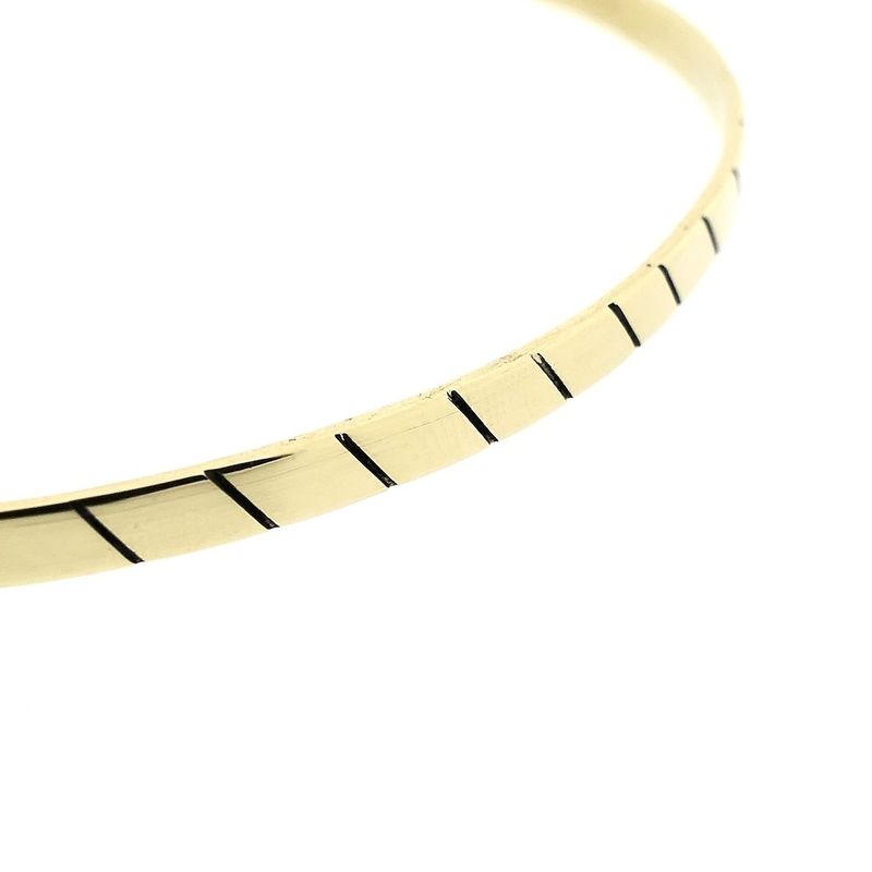 Image 3 of Gold slave bracelet with pattern