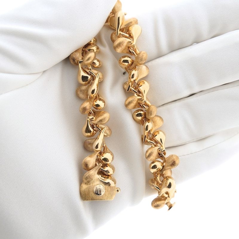 Image 10 of Bicolor gold Nanis Trasformista bracelet; 20.5 cm