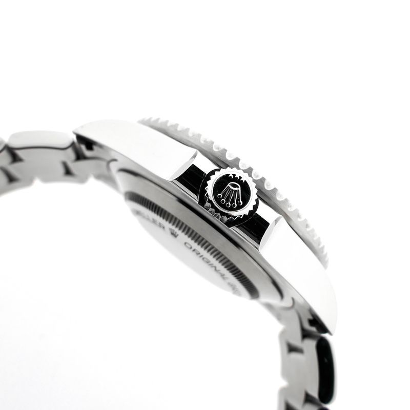 Image 10 of Rolex Sea-Dweller 43mm 126600; Automatic men's diving watch