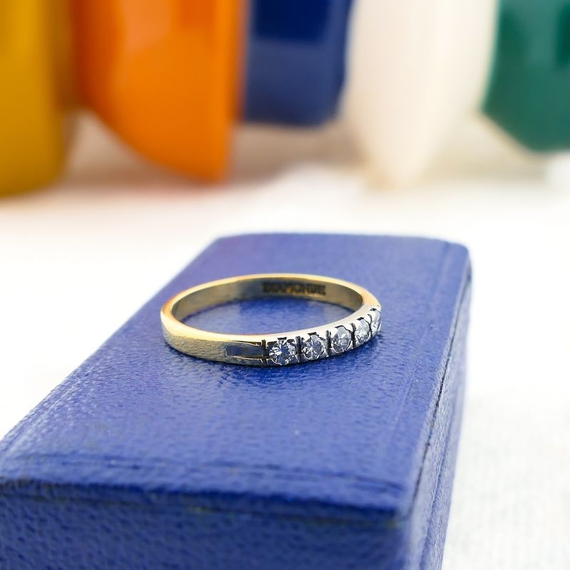 Image 2 of Gold ring with 0.175 ct. diamond | Diamonde