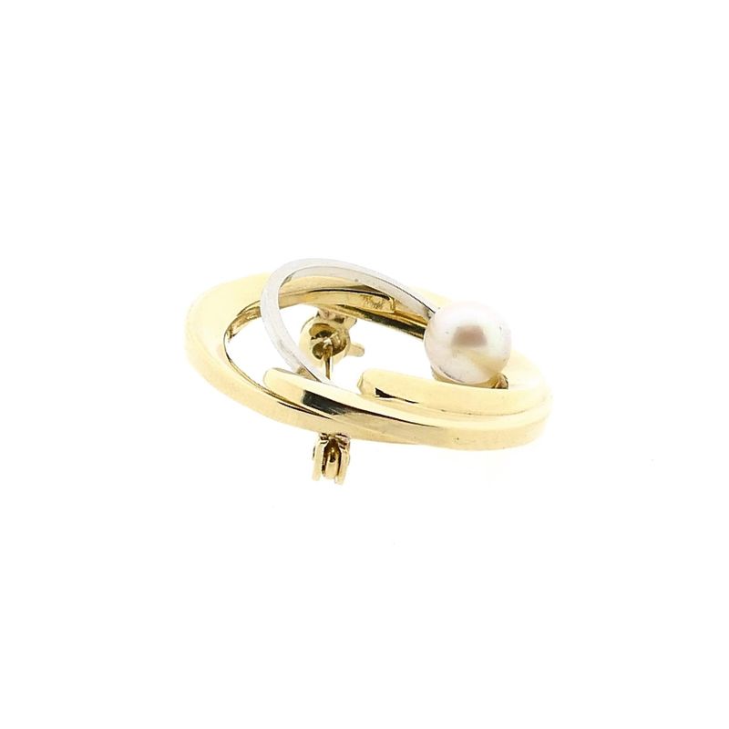 Image 8 of Bicolor brooch with cultured pearl; 8 karat