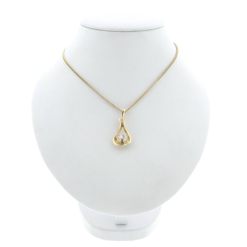 Image 3 of Gold pendant with diamond | 0.12 ct.