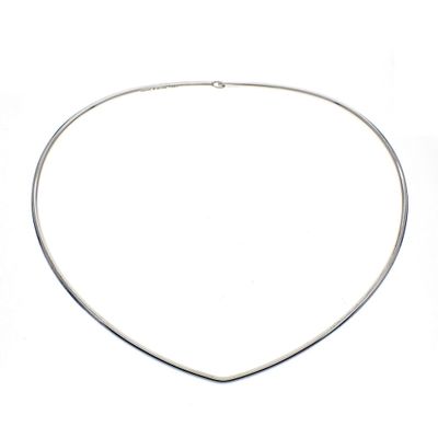 Image 1 of Silver V-shaped necklace | Alton