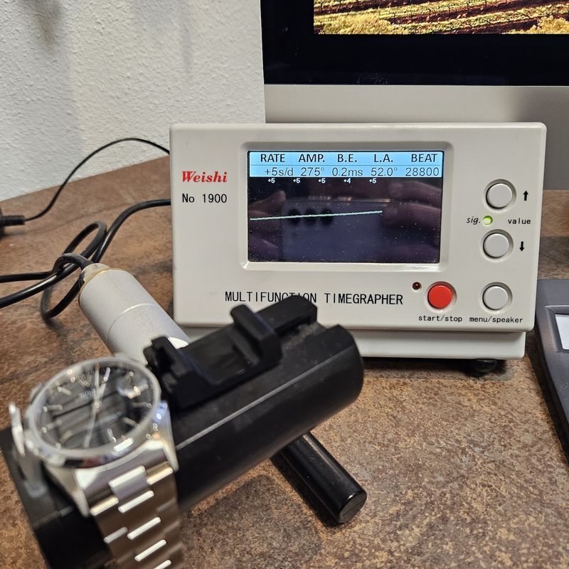 Image 18 of Rolex Date 34mm 15200; Automatic watch