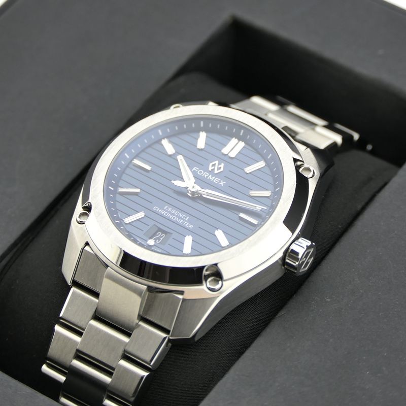 Image 16 of Formex Essence ThirtyNine Chronometer 1030; Automatic men's watch