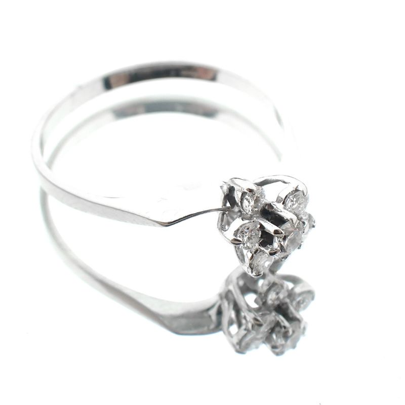 Image 1 of White gold entourage ring with diamond | 0.31 ct.