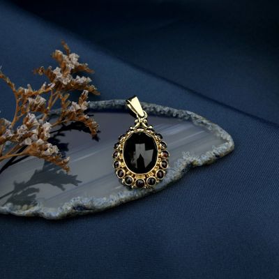 Image 2 of Vintage gold entourage pendant with garnet