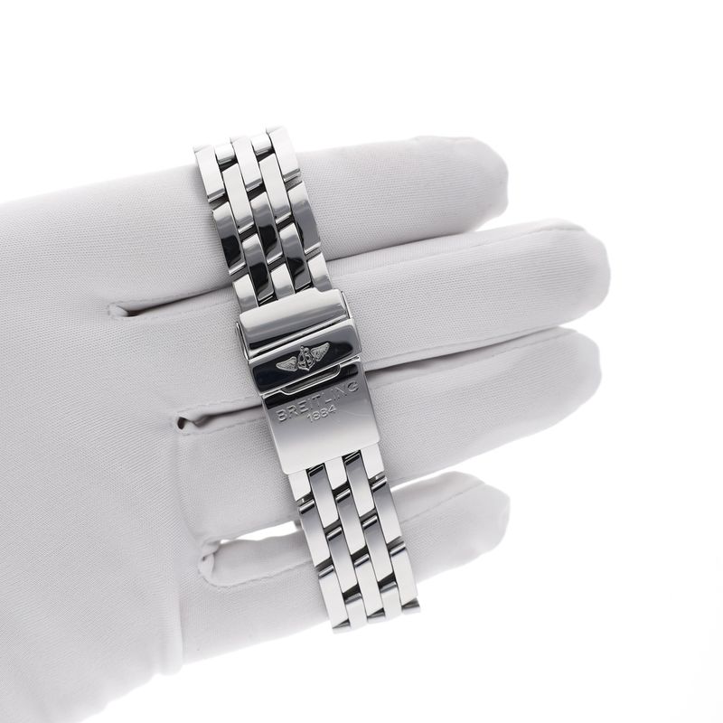 Image 9 of Breitling Navitimer '92 Chronograph A30022; Automatic men's watch