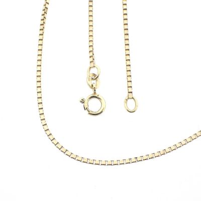 Golden Venetian link chain Image 1 of Golden Venetian link chain