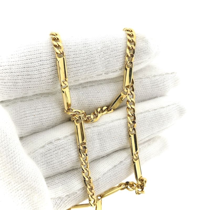 Image 3 of Gold closed Figaro link chain