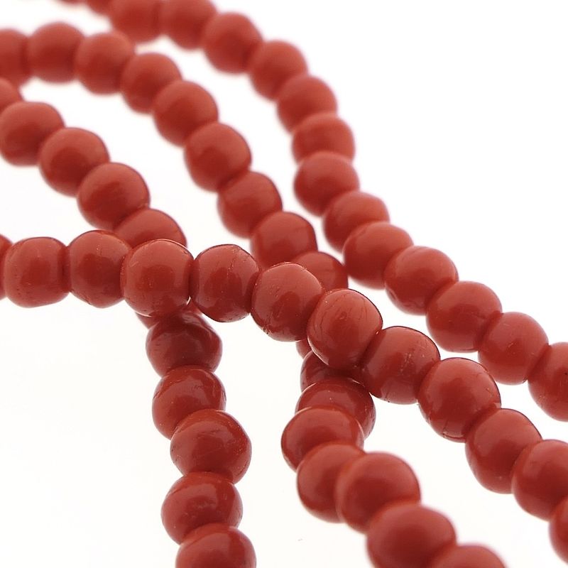 Image 5 of Antique imitation blood coral bead bracelet with gold clasp