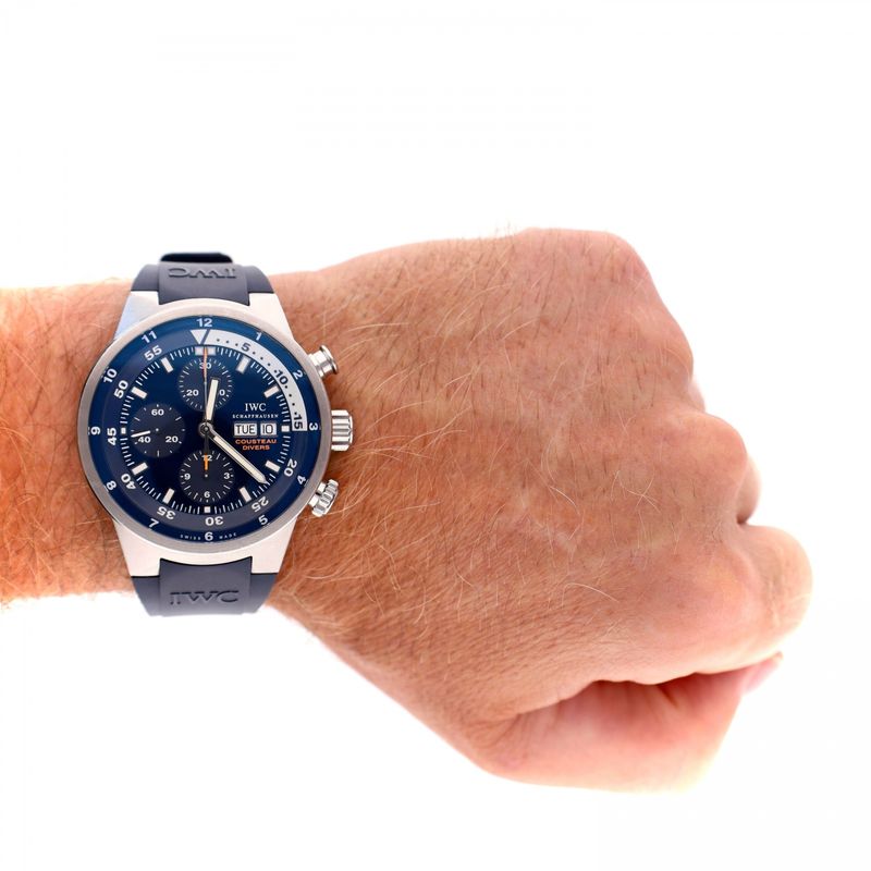 Afbeelding 16 van IWC Aquatimer Chronograph 'Tribute to Calypso Cousteau Divers' IW3782; Limited Edition Heren Horloge