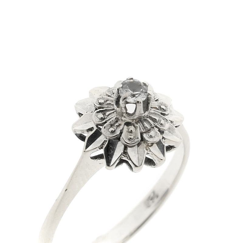 Image 4 of White gold entourage ring with zirconia