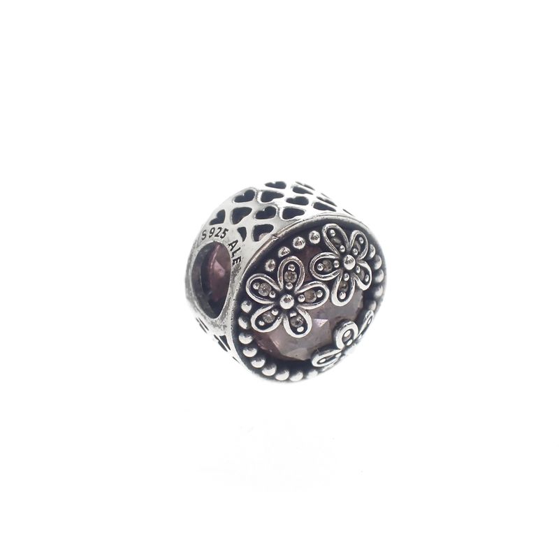 Image 3 of Pandora Moment charm; Silver; Dazzling Daisy