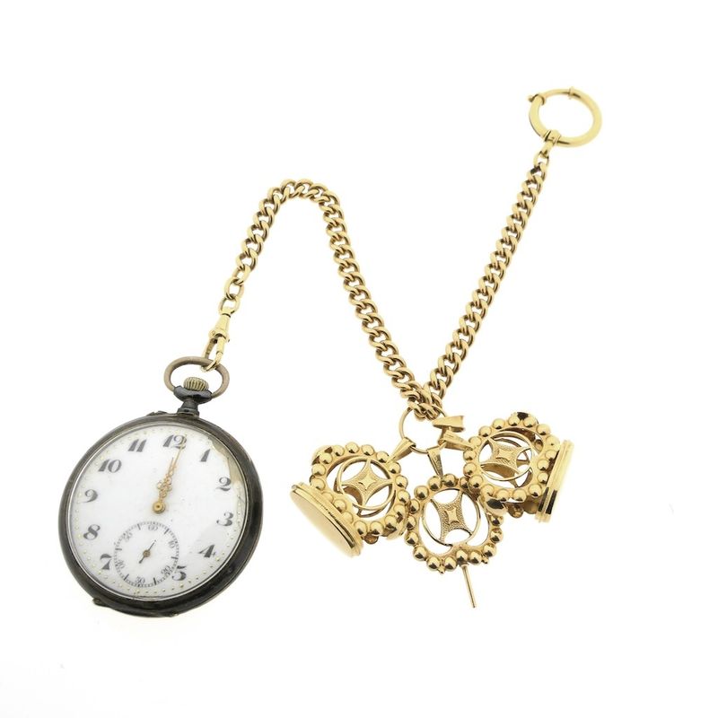 Image 9 of Antique gold watch key pendant (for a watch chain)