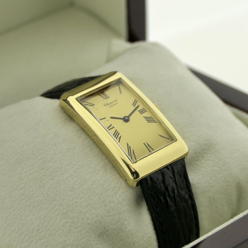 Image 15 of Chopard Classic Tank; Vintage 18k gold watch