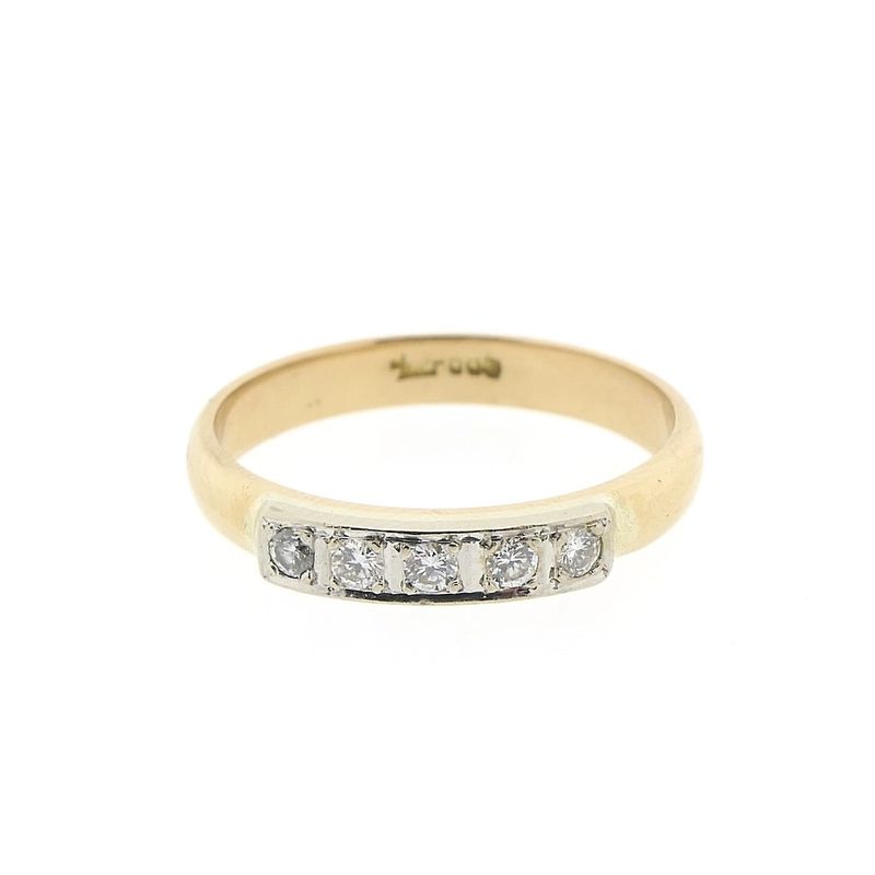 Image 3 of Tricolor gold ring with diamonds; 0.20 ct.