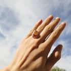 Image 2 of Vintage gold ring with carnelian bandagate