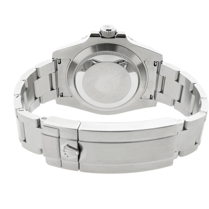 Image 16 of Rolex Submariner 'Hulk' 116610LV; Men's diving watch