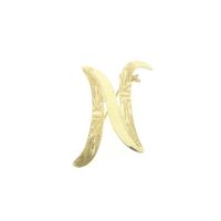 Gold letter brooch; letter N