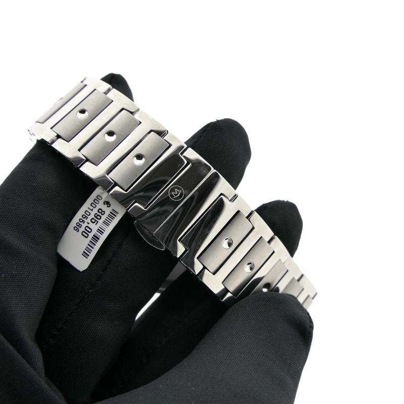 Image 7 of Movado SE; Quartz men's watch with blue dial; 0607513