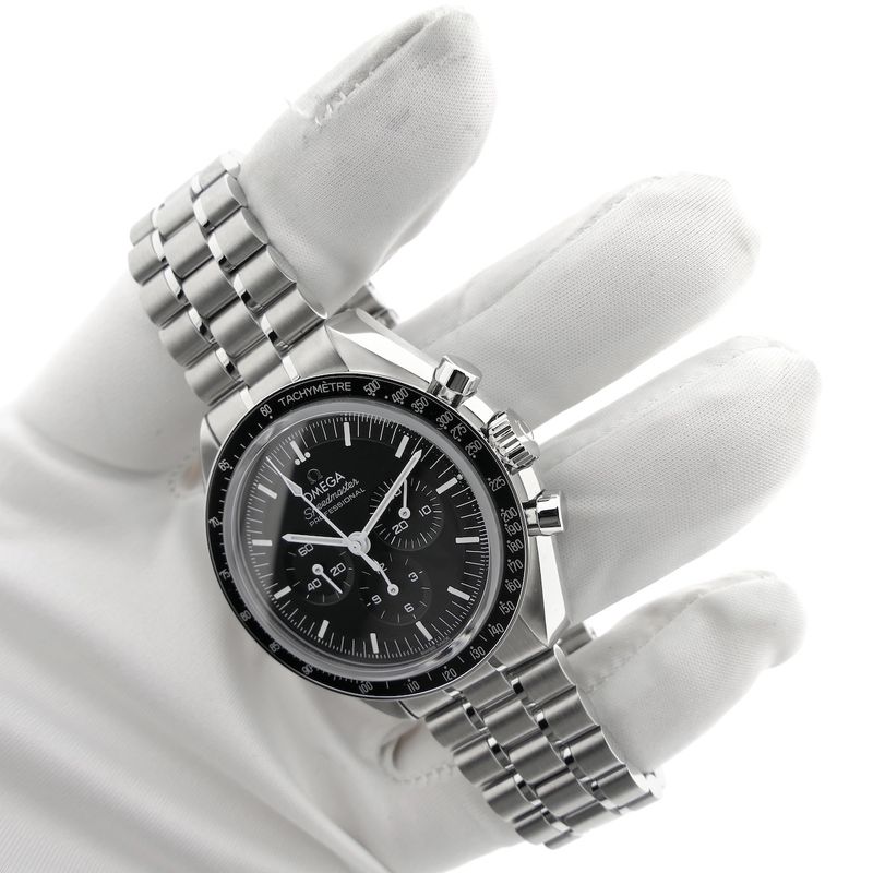 Image 15 of Omega Speedmaster Moonwatch 'Double Sapphire' 310.30.42.50.01.002; Chronograph men's watch