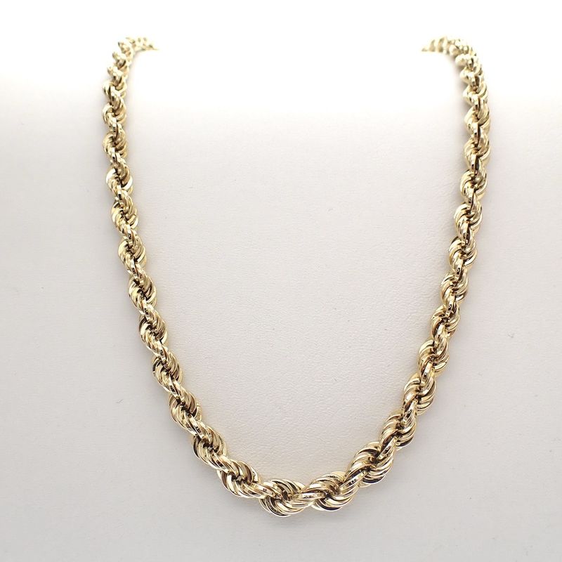 Image 4 of Golden twisted necklace