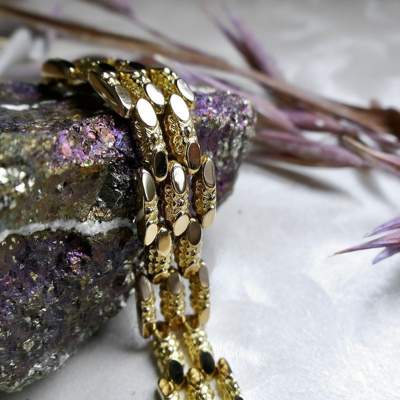 Image 2 of Vintage gold link bracelet; Flowers | 18 cm