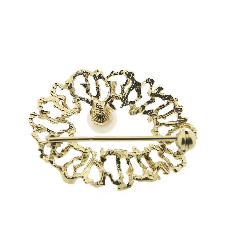 Image 5 of Vintage gold brooch with pearl