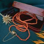 Image 2 of Vintage/antique red coral bead necklace with gold clasp | 81 cm