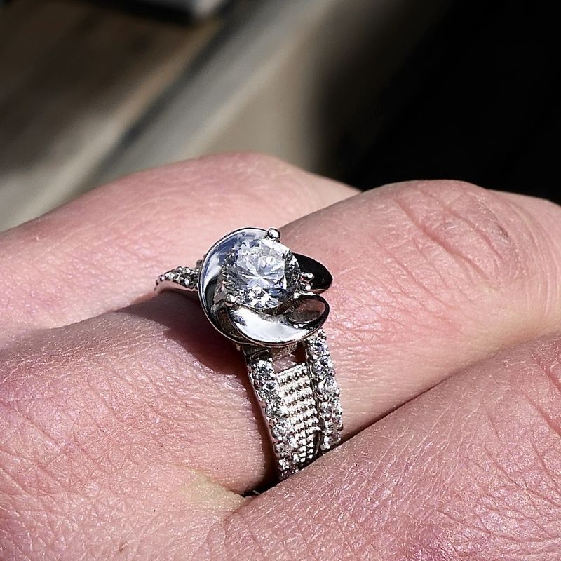 Image 8 of White gold ring with zirconia stones