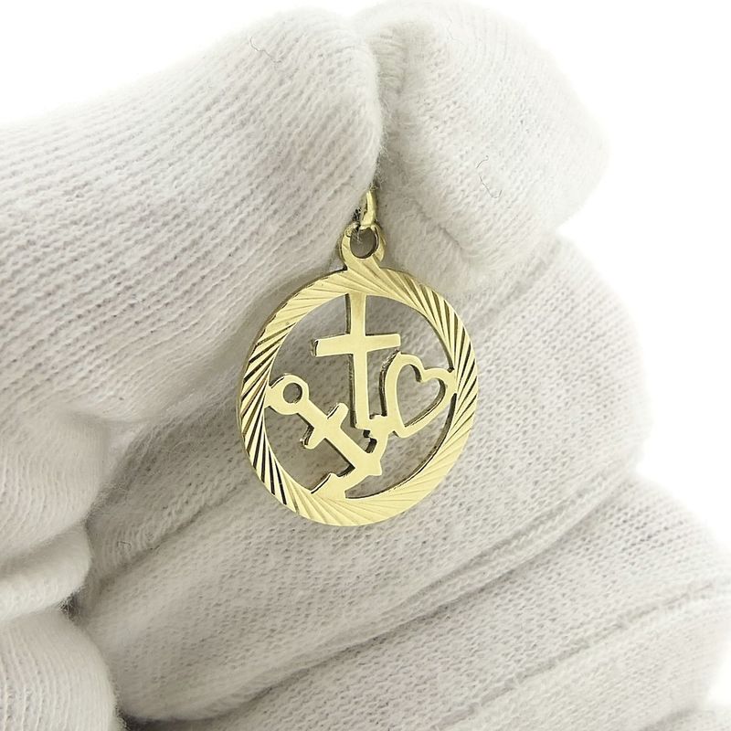 Image 2 of Gold pendant; Faith, hope, and love