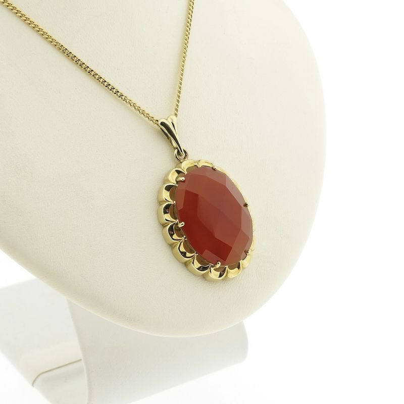 Image 3 of Vintage gold pendant with carnelian.