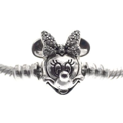 Disney Pandora Moments Pavé Minnie Mouse; Silver; Snake Chain | 20 cm Image 2 of Disney Pandora Moments Pavé Minnie Mouse; Silver; Snake Chain | 20 cm