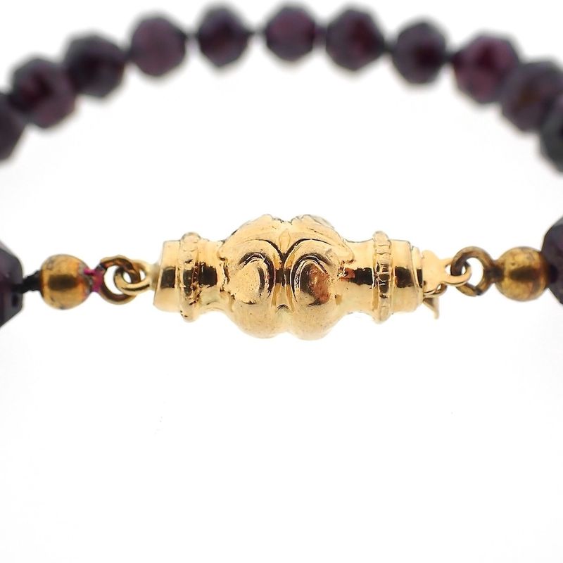 Image 6 of Antique garnet bead bracelet with gold decorative clasp
