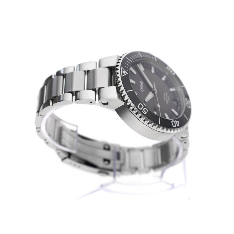 Image 8 of Oris Aquis Date '5-Days' Automatic Watch